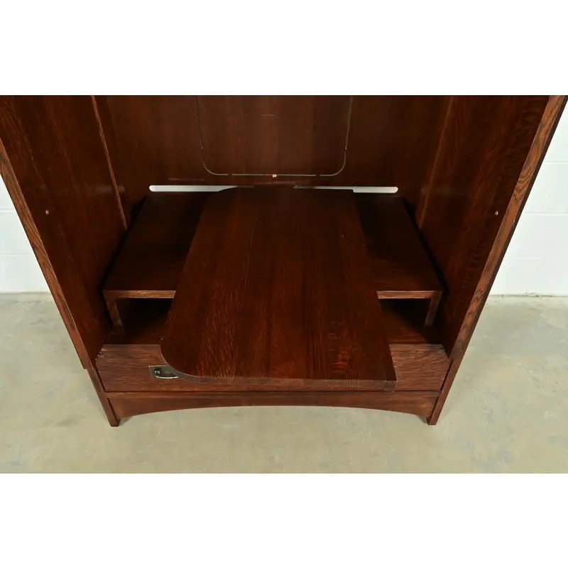 Stickley Mission Oak Arts & Crafts Media Cabinet