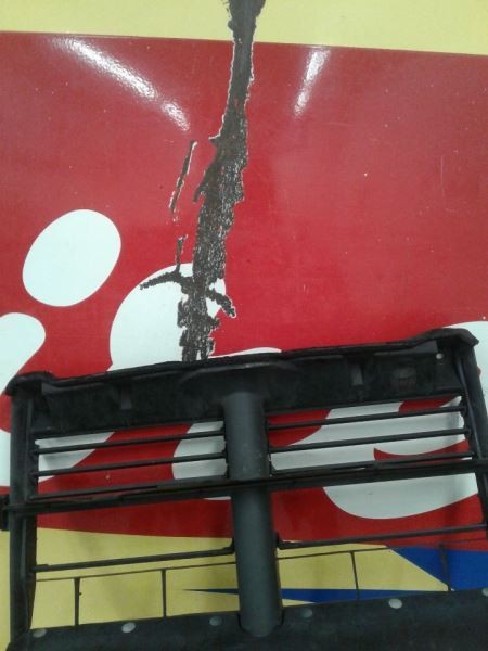 13-18 RAM 1500 Air Shutter