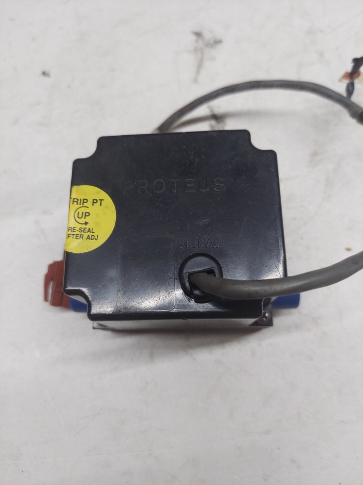 PROTEUS FLUID FLOW SWITCH 0100B24 4PC AVAILABLE MAKE OFFER B1 + B2