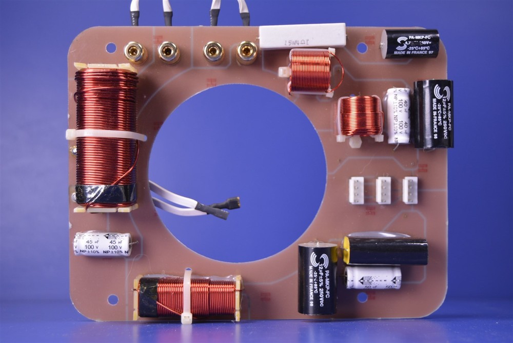 Sonance Cinema 2 Surround Speaker Two-Way Crossover Network.