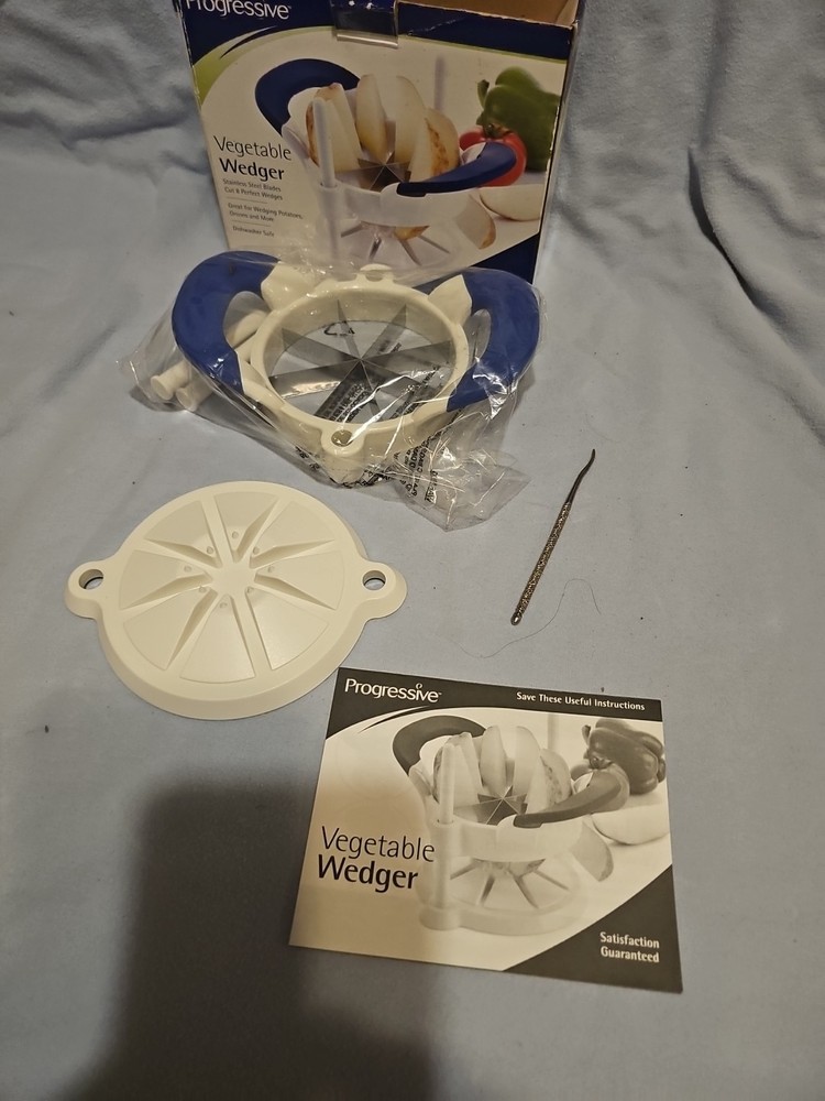 PROGRESSIVE VEGETABLE WEDGER OPEN BOX DishwasherSafe