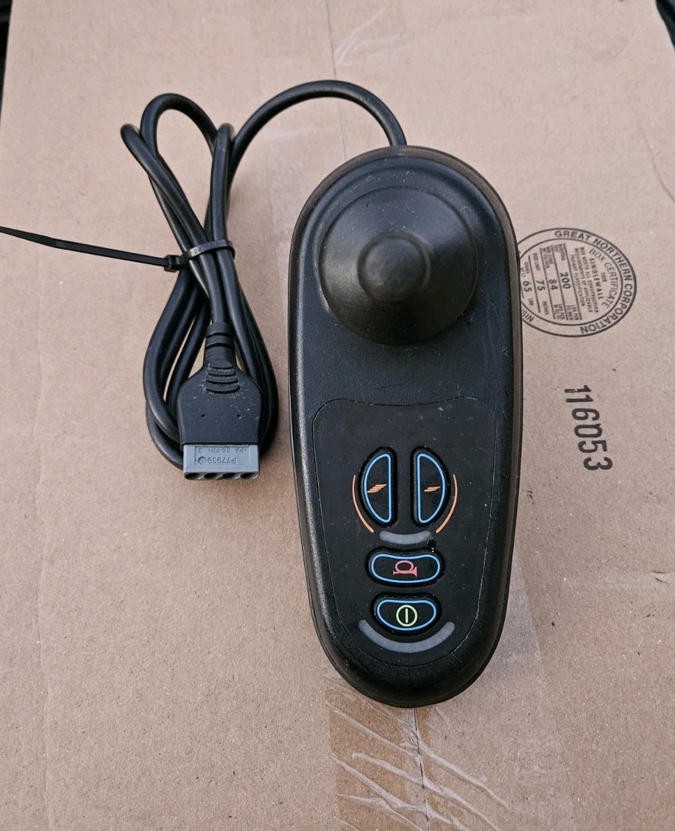 PG DRIVES VR2 JOYSTICK – 4-KEY POWER CHAIR CONTROLLER D50677.01 Tested D50677