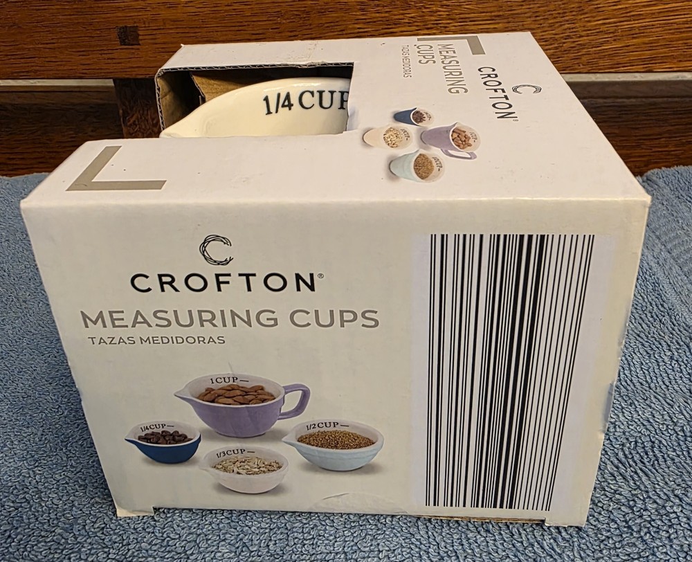 Crofton 4-piece ceramic measuring cup set.