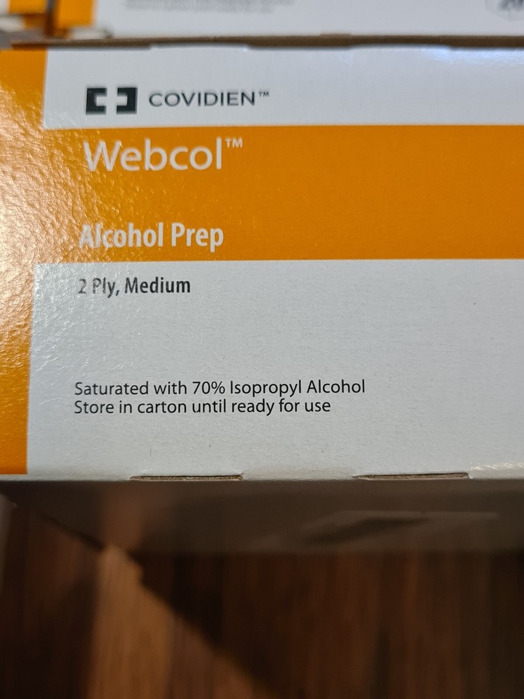 2000-Count Covidien Webcol Alcohol Prep 2 Ply Medium 6818