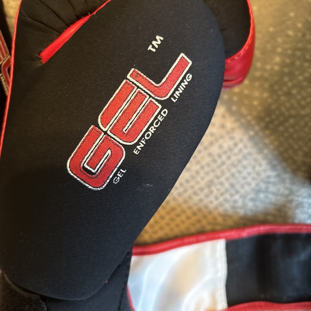 Title Boxing Gloves Gel Size Medium