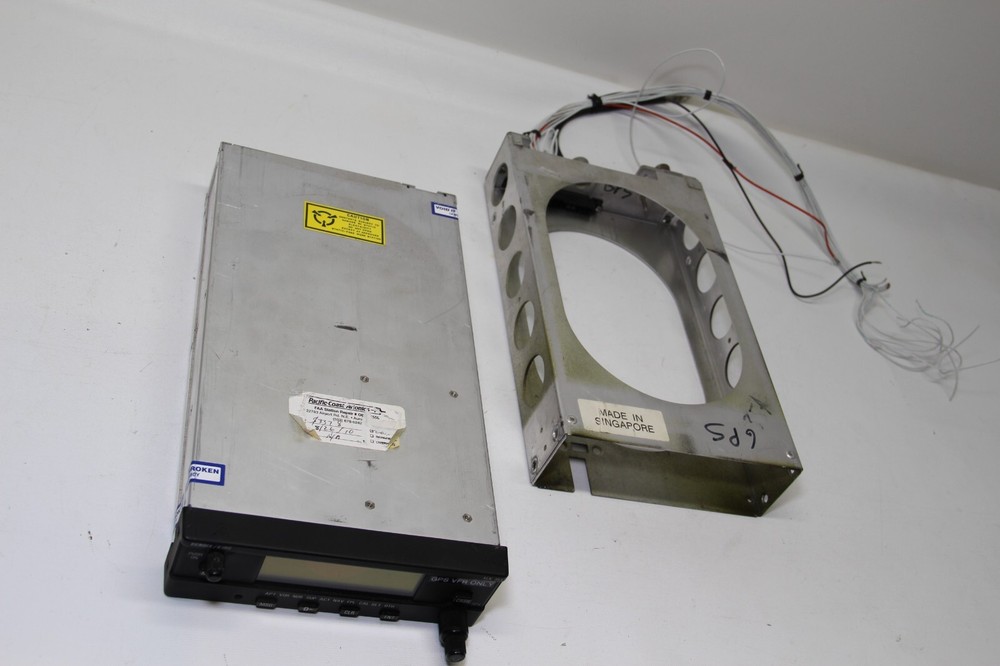 Bendix King KLN 35A GPS & Tray (Core), P/N: 066-01151-0101