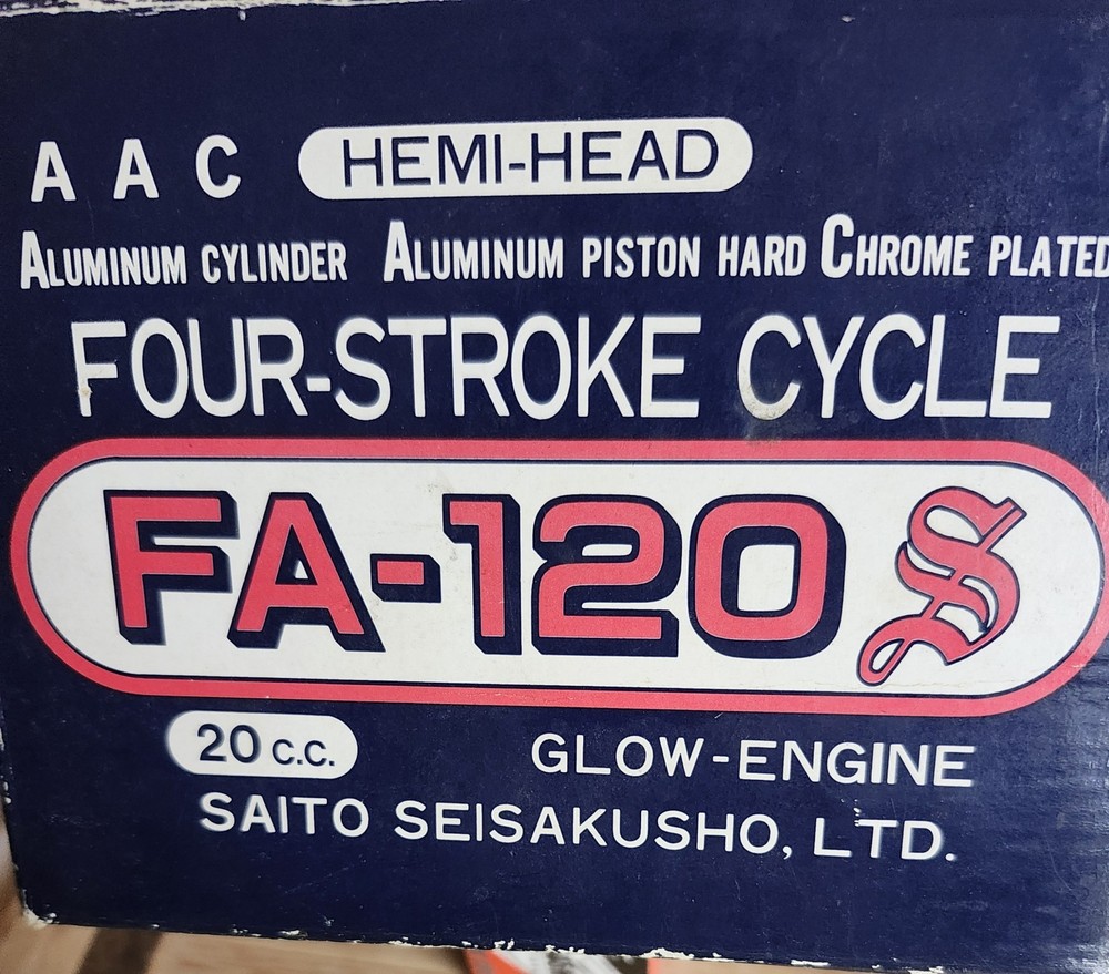 SAITO FA-120S 4 Stroke Hemi Glow Engine. 20cc
