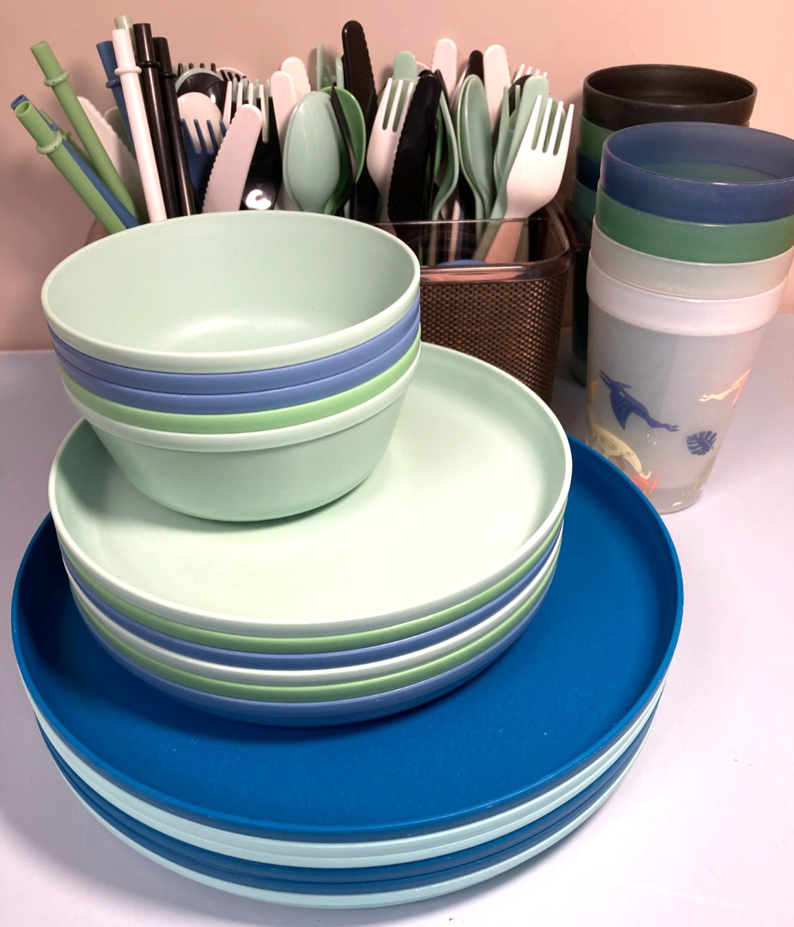 Kids Unbreakable Dinnerware Set 100+ pcs Pillowfort Cool Colors + Organizer