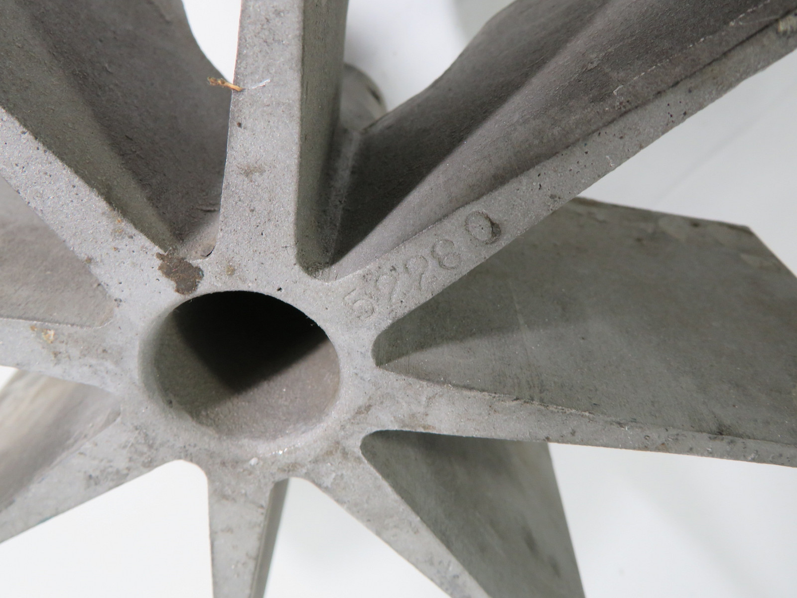 Generic 52280 Fan Blade 1" Bore 10" Outer Diameter 4" Blade 6" Height USED