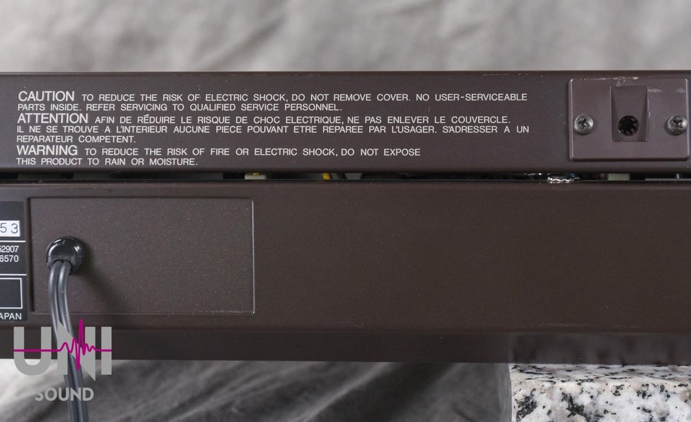 YAMAHA DX7 Digital Programmable Algorithm Synthesizer in Very Good Condition