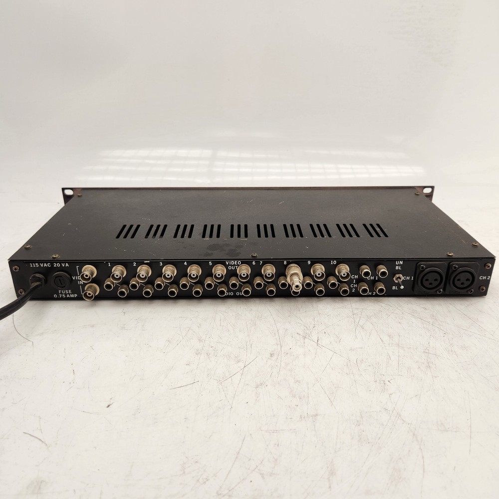 Future Engineering AVD-10A Audio Video Distribution Amp | Powers On, Untested