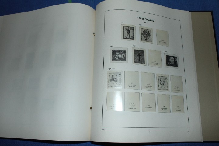 BUND Germany + Berlin DAVO Hingeless binder dustcase BlueLakeStamps Most Useful