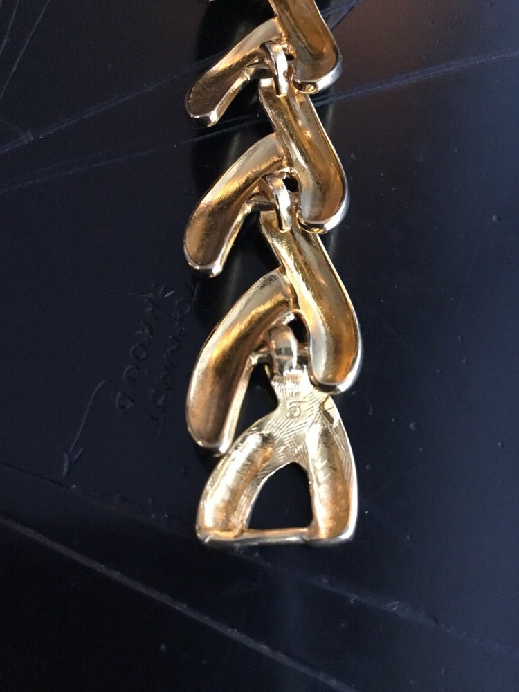 Gold Tone Link Bracelet With Fold Over Clasp EUC