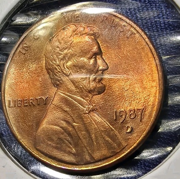 1987 D One cent penny Errors 🔥Slight Toning🔥 BU.