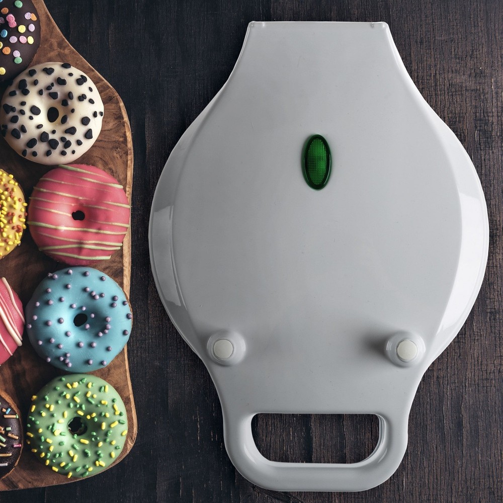 Nonstick Mini Donut Maker Machine At-Home Doughnuts White)