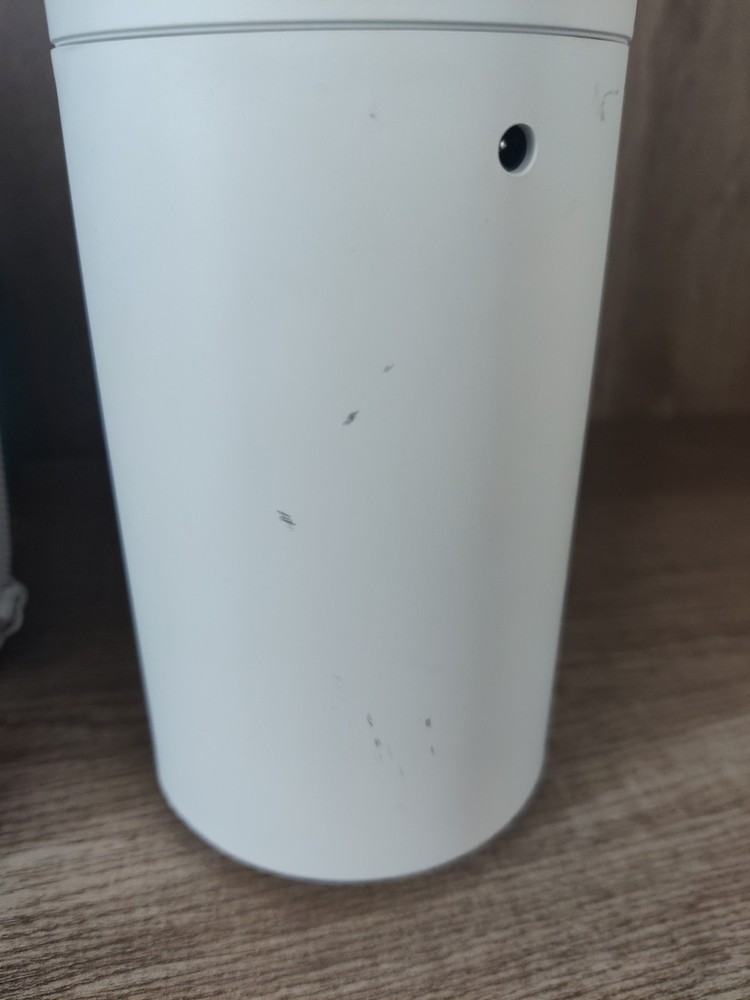 Lululemon Saje Aroma Therapy Diffuser Kit W/ Case & 2 Essential Oils (No Cord)