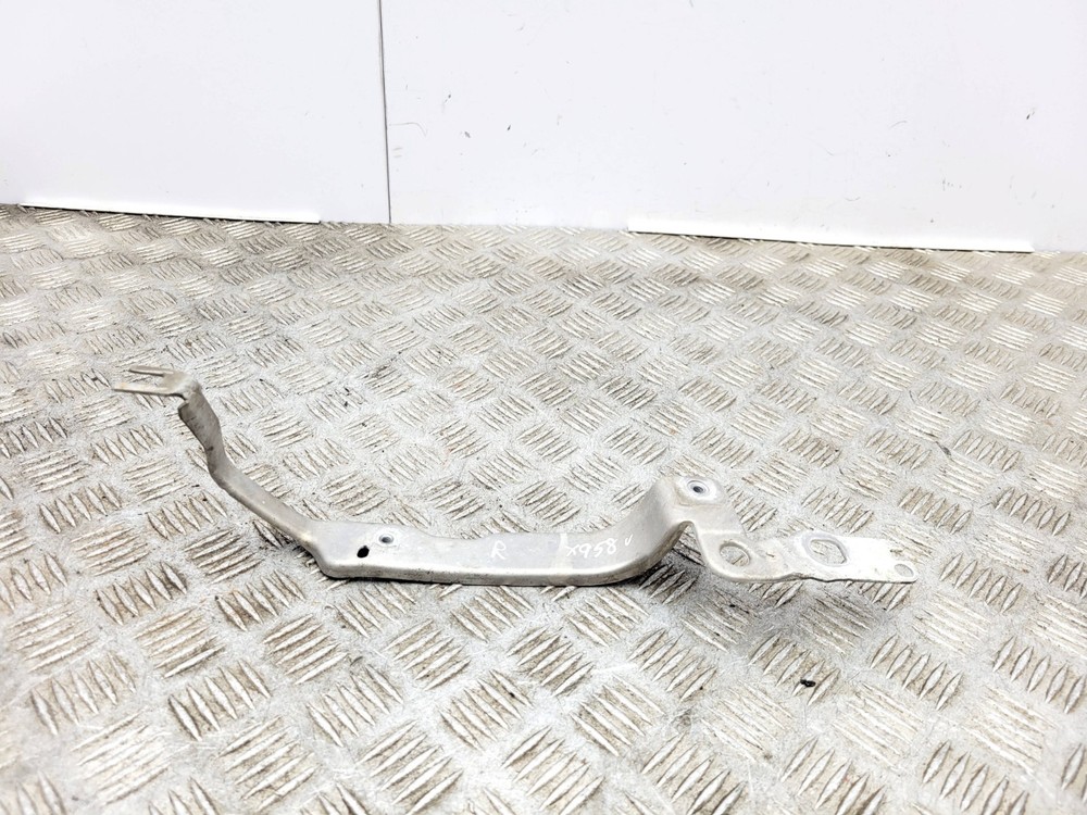 AUDI A6 C7 2012 FRONT RIGHT BUMPER BRACKET MOUNT SUPPORT 4G0807592