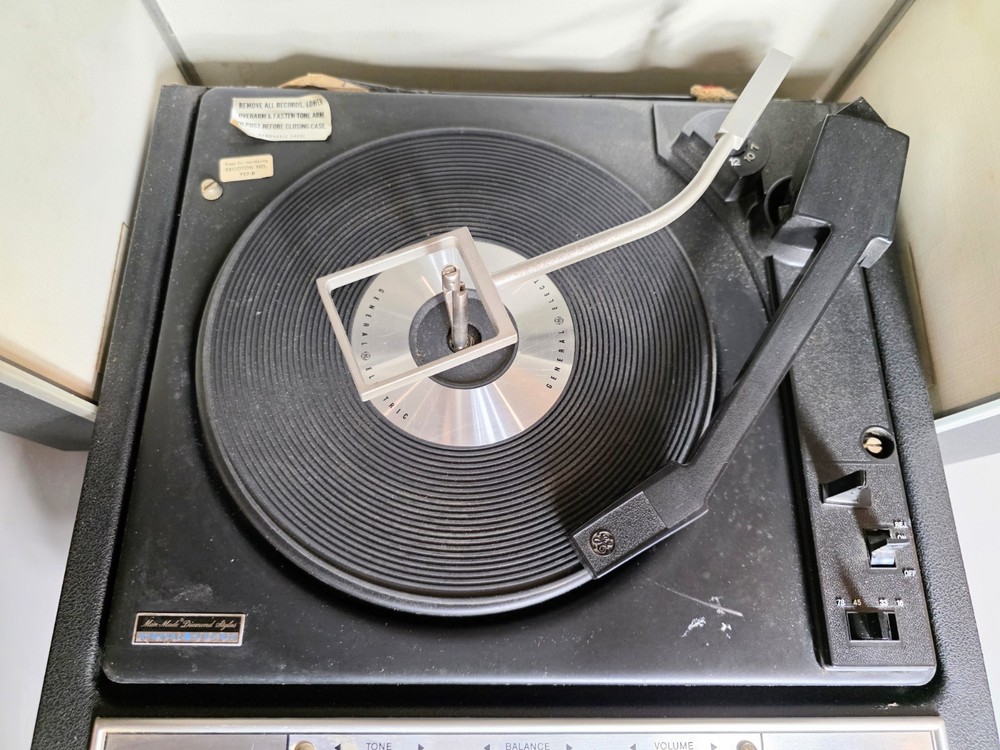 G E Solid State Stereo Portable Record Player with Detachable Spea…