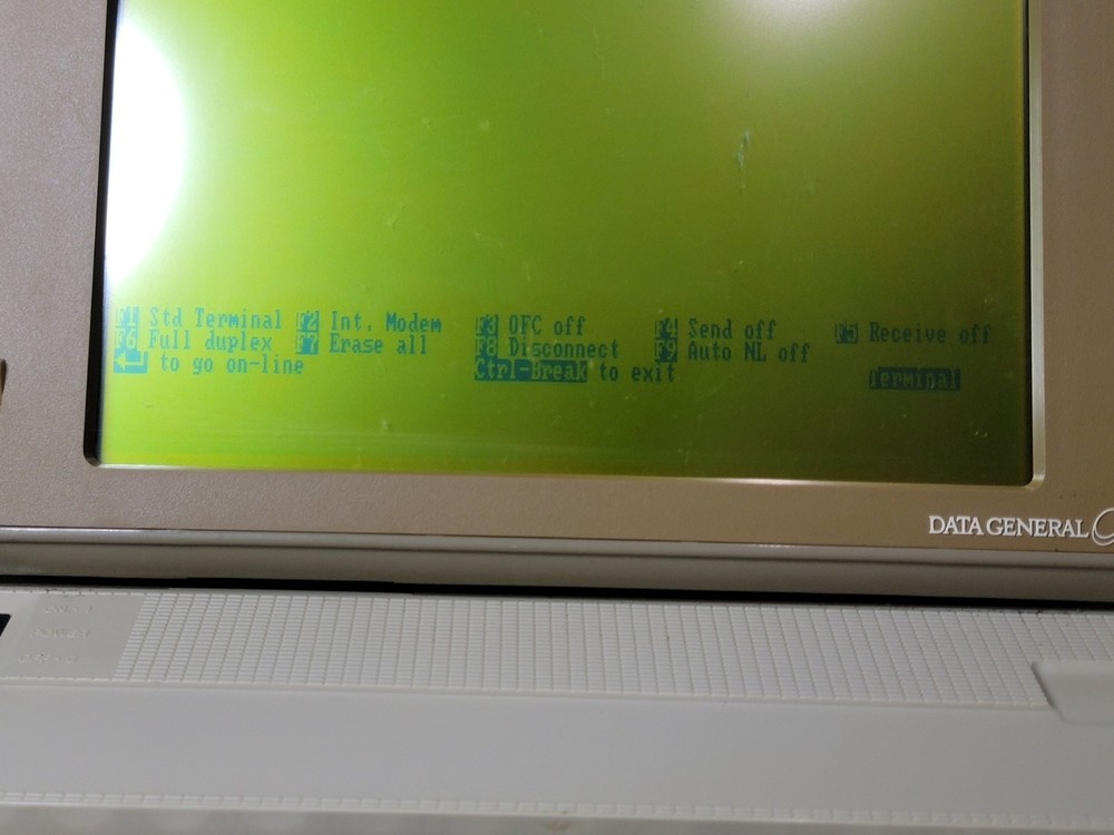 Vintage 80s Data General One Computer Model 2219 Early Portable Laptop Computer