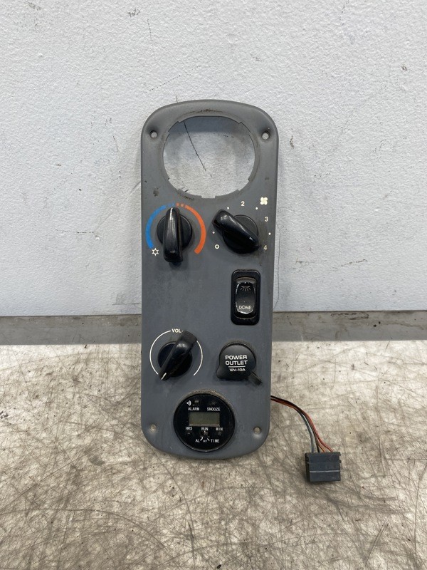 2007 Freightliner Columbia Climate Control (718-11289)