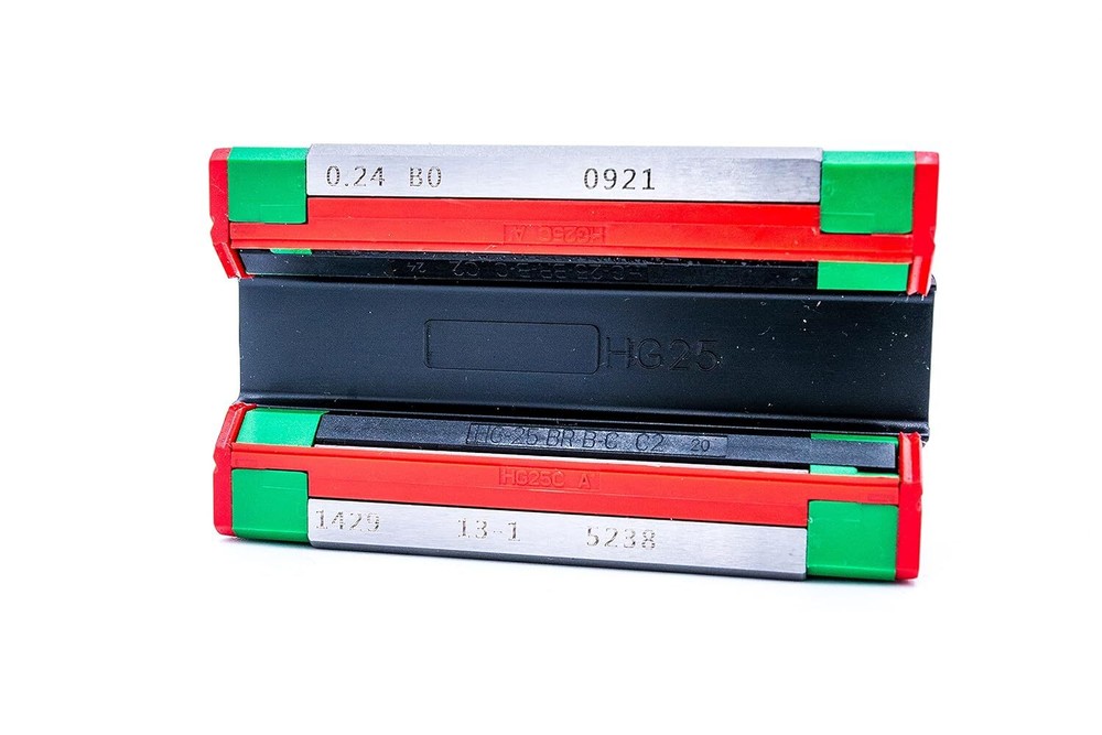 Genuine HIWIN HGH25CA Linear Guideway: Heavy Load, High Precision, Self-Aligning