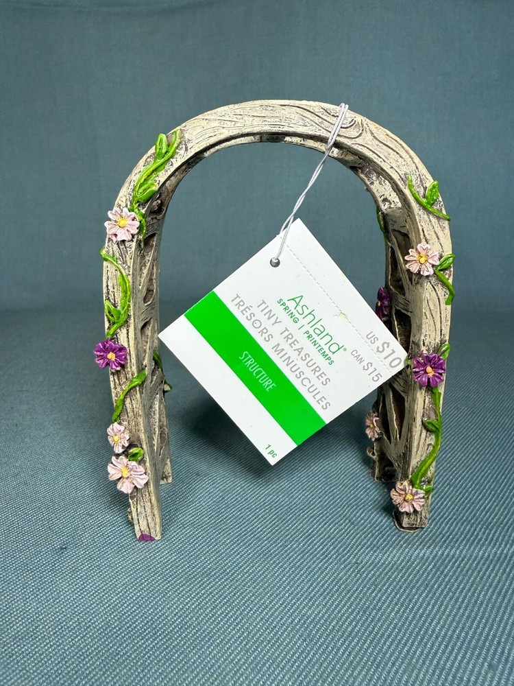 Ashland Spring Tina Treasures Structure Arch 5"