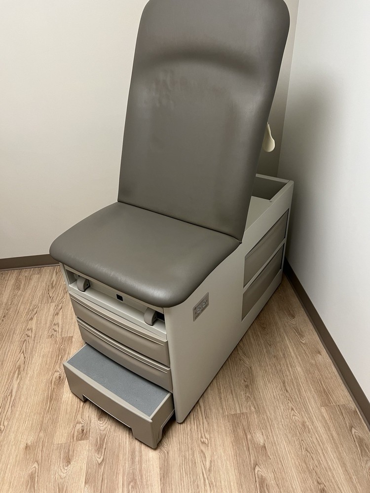 NEW Brewer 5000 Adjustable Access Exam Table