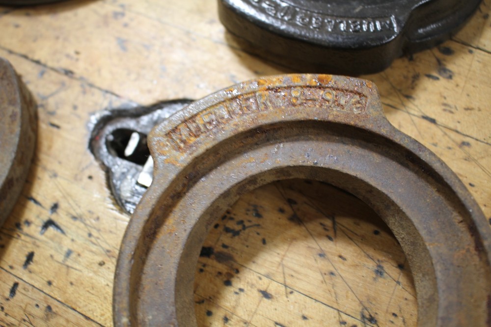 Mueller Tapping Tool B-100 TOOLING