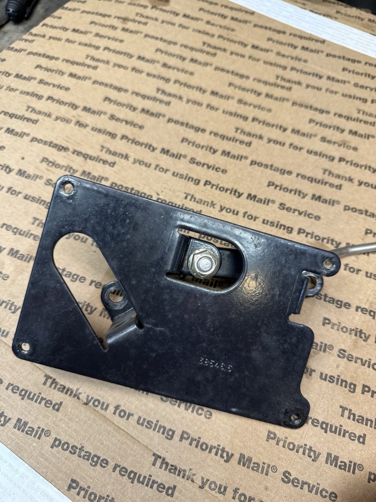 Volvo Penta 7.4 GI ECU bracket 3854615