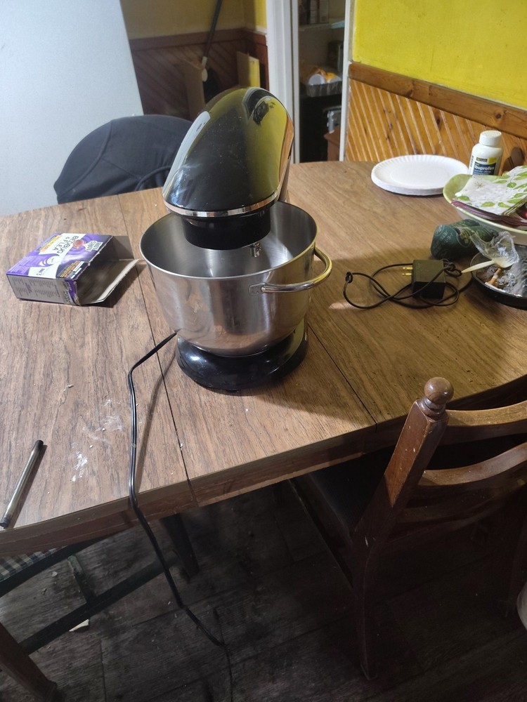 stand mixer used Seedeem