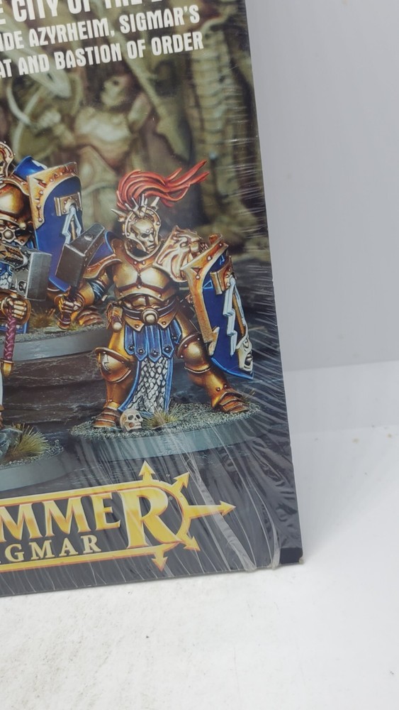 White Dwarf Issue 79 1 August 2015 New in Shrink