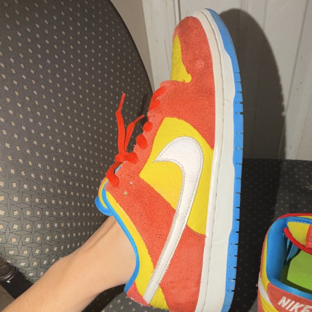 Nike SB Dunk Low Pro Bart simpsons Size 8.5 Medium