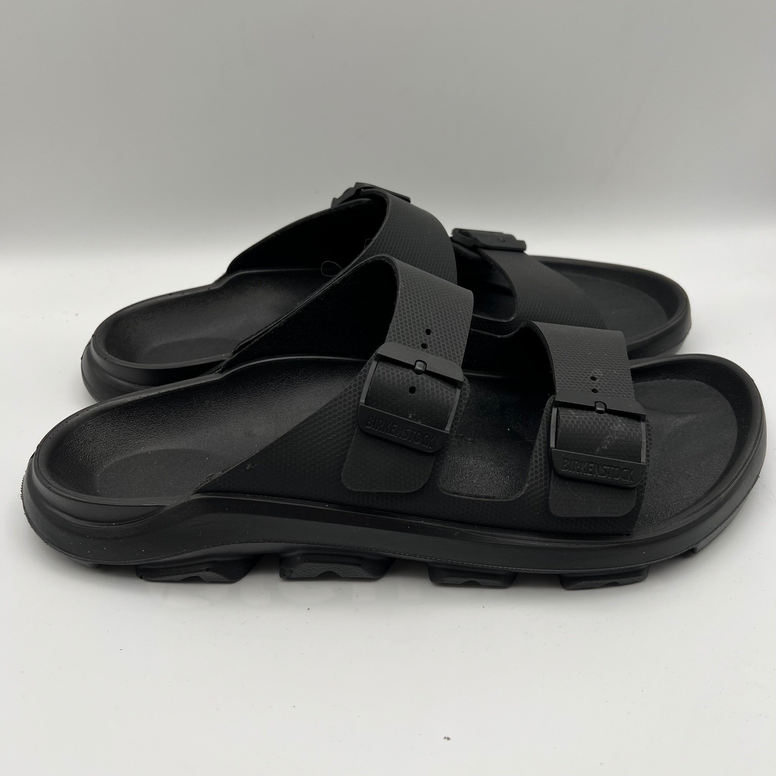 Birkenstock Mogami Terra Stealth 2-Strap Sandals Mens 10 Apex Black Comfort
