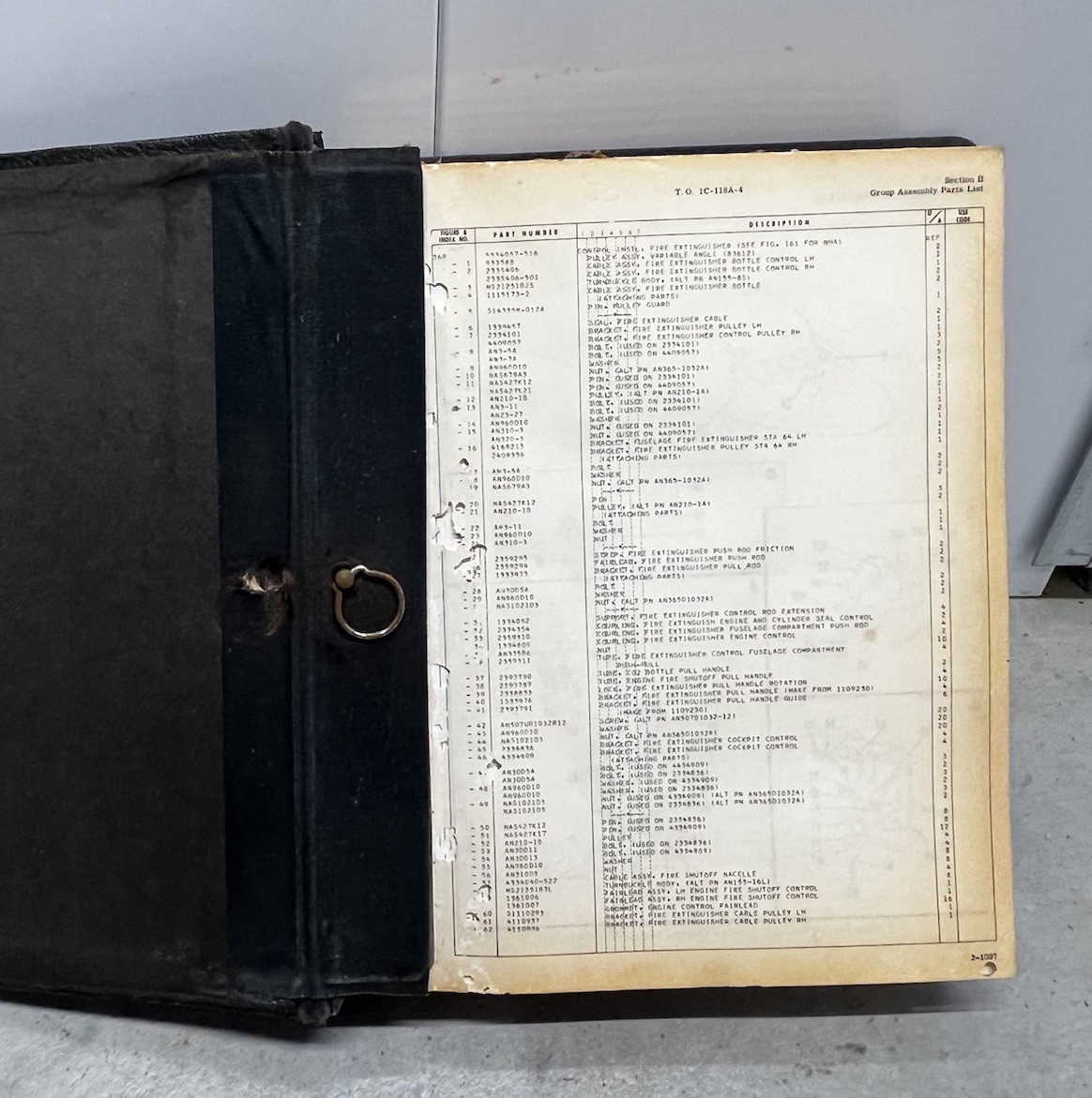 1966 Douglas C-118 A Aircraft Parts Manual T.O. 1C-118A-4 Original. Read