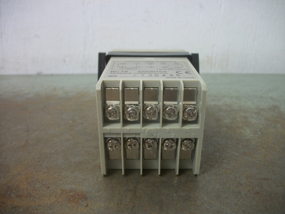 KEYENCE DIGITAL COUNTER UNIT RC-19