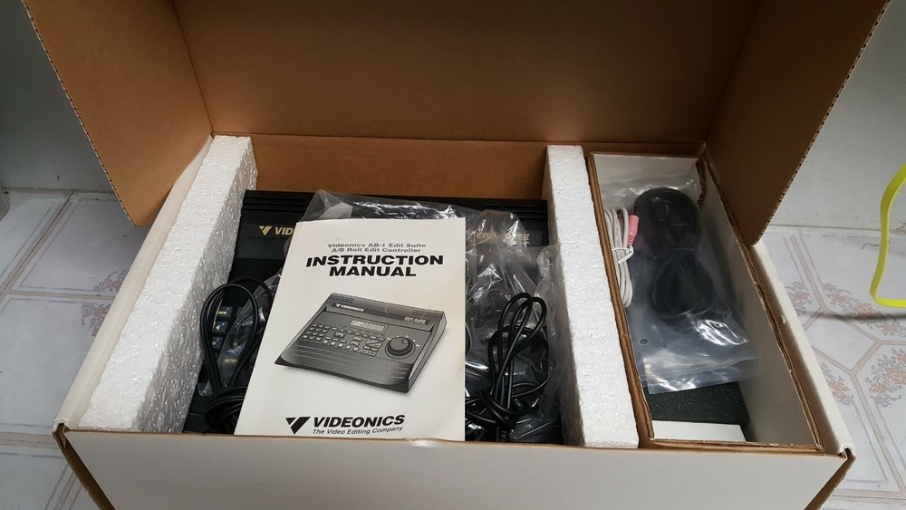 Videonics AB-1 Edit Suite A/B Roll Edit Controller Video Editor In Box USED