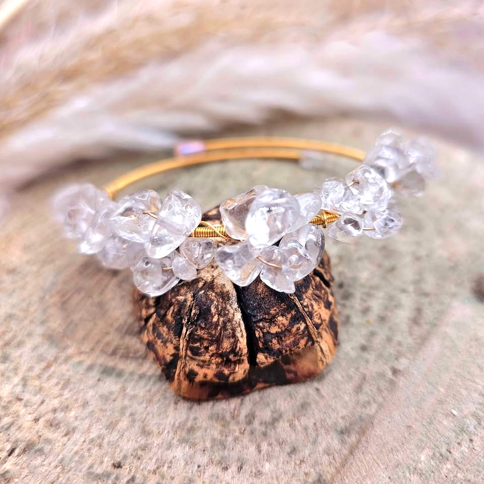 Nature Crystal Chips Flowers Bangle