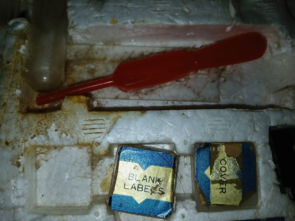 Tasco Microscope Kit Model 9876 - Used