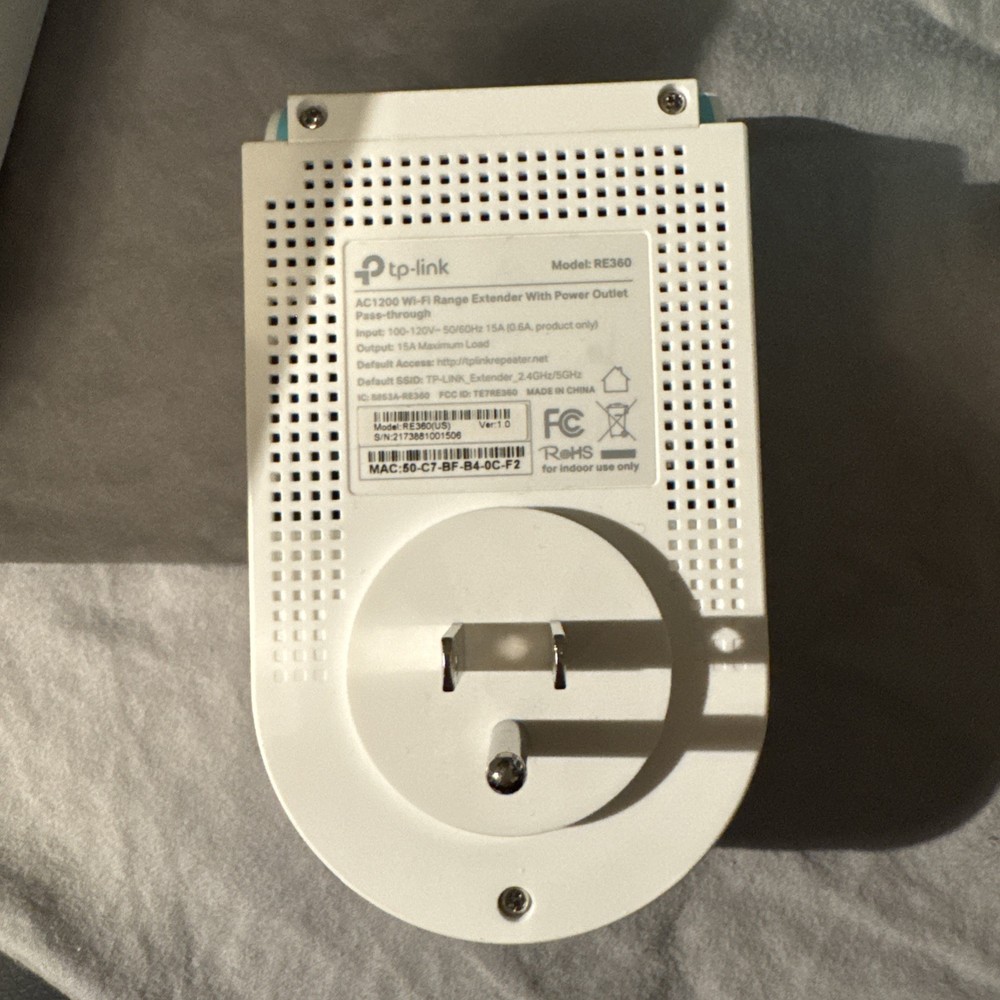 TP-Link AC1200 WiFi Range Extender AC Passthrough Wireless Booster RE360