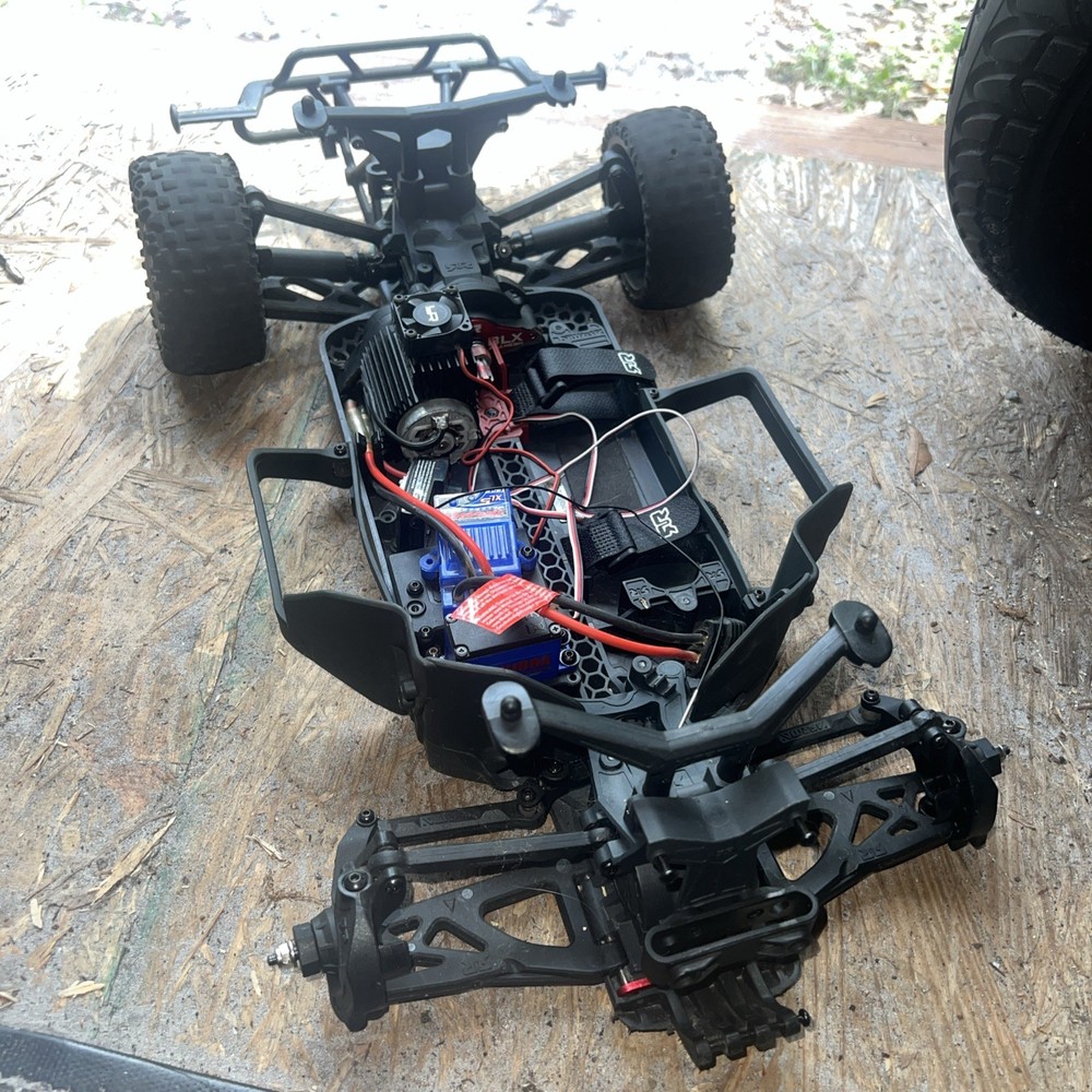 Armma Senton Frame With Parts