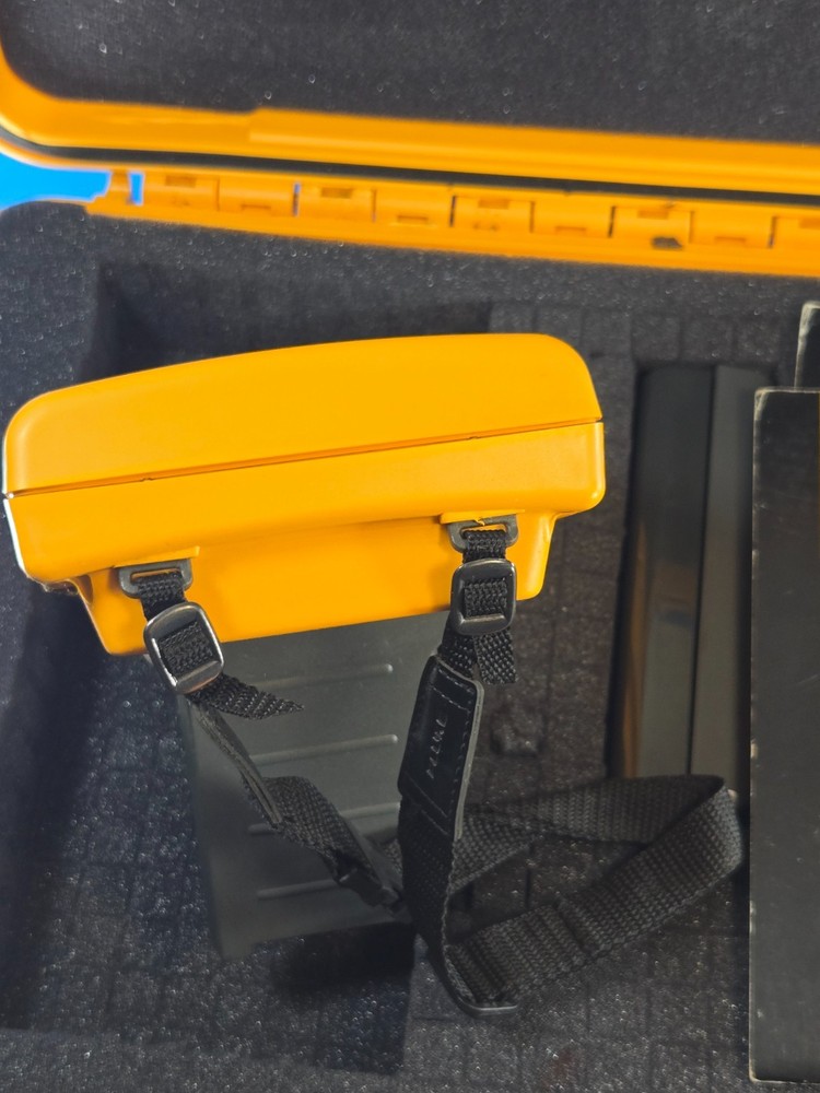 Fluke 744 Documenting Process Calibrator DPC Meter Multimeter w Extras!