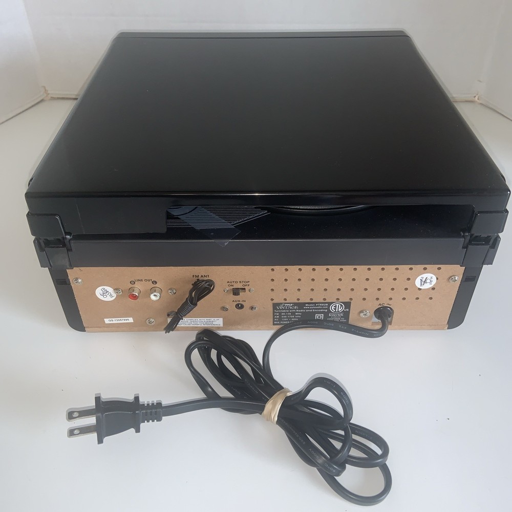 Pyle Vintage Turntable Player W/Stereo Radio- USB/SD Encoding PTR8U