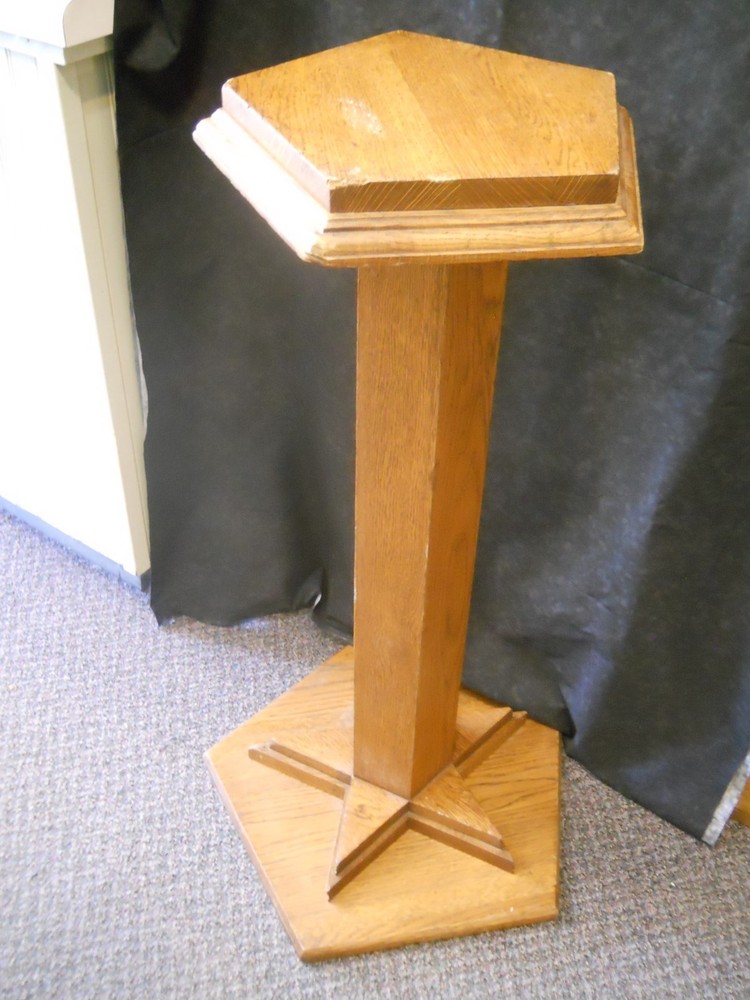 Fancy Oak Plant Pedestal