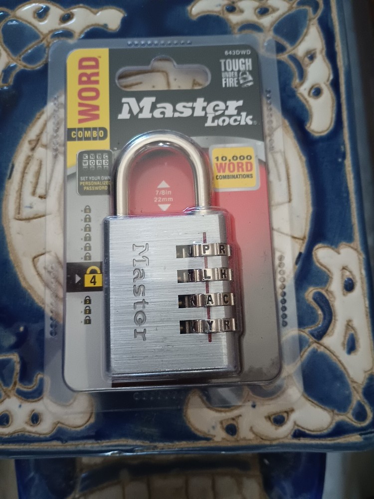 Master Lock 643DWD Master Lock Set Your Own Password Combo Lock