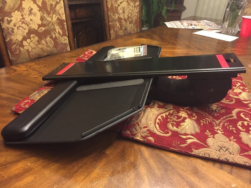 Ergonomic keyboard tray w/mouse pad