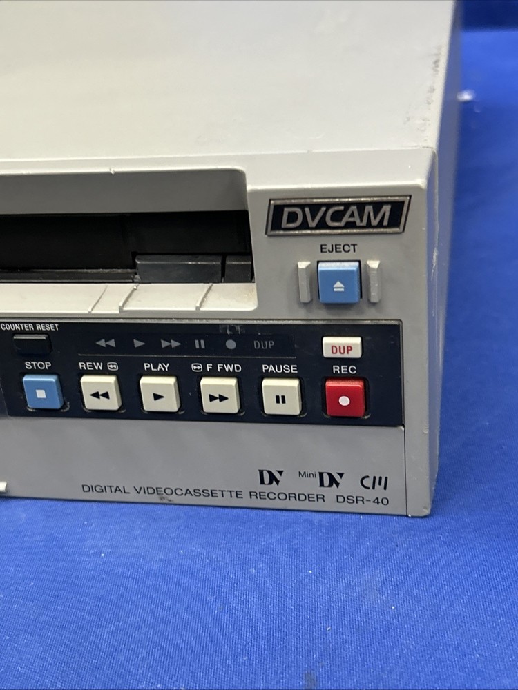Sony DSR-40 DVCAM Digital Videocassette Recorder Deck Untested
