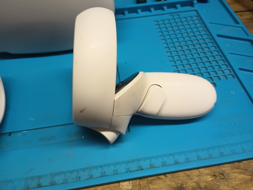 Meta Oculus Quest 2 128GB Virtual Reality Headset - White Tested & Working