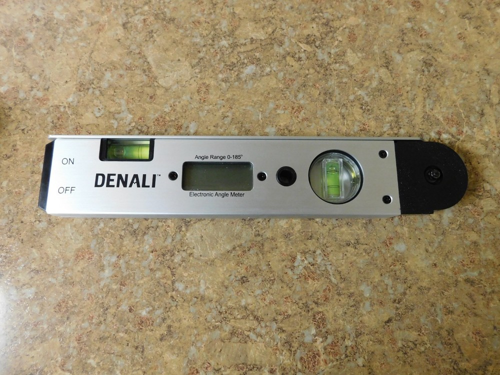 Denali Electronic Angle Protractor Angle Range 0-185° w/ Case & Manual