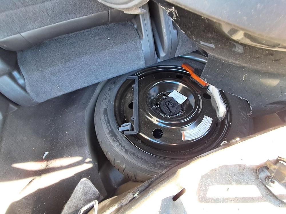 2015 Ford Explorer 8 Screen Display - Used, No Anti-Theft Code, Reprogram Needed