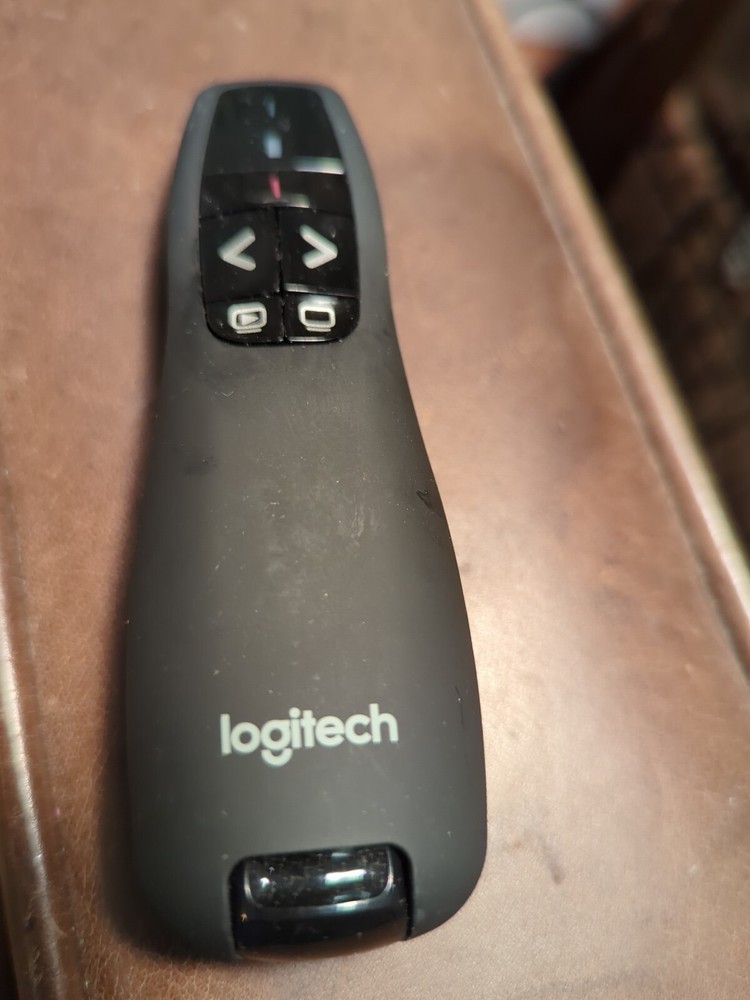 Logitech R400 Laser Presentation Remote